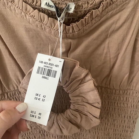 Abercrombie smocked blouse - Picture 3 of 4